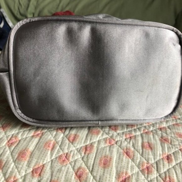 Jessica McClintock purse/handbag, front trimmed with gray roses - Picture 5 of 5